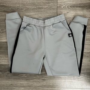 Brand: Body Glove
Size: S
Color: Light Gray